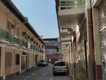 Casa em Condomnio - Venda - Engenho do Porto - Duque de Caxias - RJ
